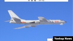 중국 군용기가 지난 1월 대한해협 동수도(일본명 '쓰시마 해협') 상공을 통과하는 모습. (자료사진)