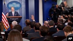 White House press secretary Sean Spicer speaks during the daily press briefing at the White House in Washington, May 12, 2017. 