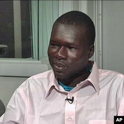 University of Maine student Aruna Kenyi set up a fresh drinking water program in his native South Sudan village and hopes to follow up with a free school lunch program.