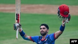 د افغانستان پرانیستونکي توپ وهونکي ابراهیم ځدراڼ ۱۲۹ منډې وکړې او تر پایه ونه سوځېد.