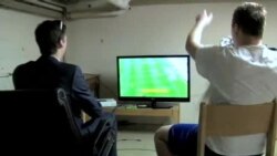 AQSh oliygohlarida qoradori va ichkilik/Drugs and drinking on US campuses