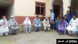 امیدواروں کے مطابق خواتین کے ساتھ مردوں نے ووٹ دینے کی یقنین دہانی کروائی تھی