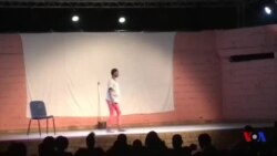 Le one woman show "Djon bè sini don " au Mali (vidéo)