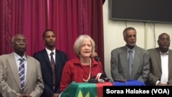 Boonii Hoolkoom, qorattuu aadaa fi jiruu namaa (anthropologist).