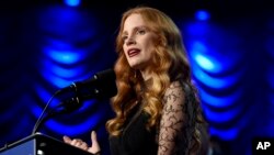 Jessica Chastain récompensée pour "Molly's Game" au 29e Festival international du film de Palm Springs, le 2 janvier 2018 en Californie.
