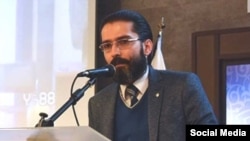 امیرسالار داودی، وکیل دادگستری و عضو کانون وکلای مرکز