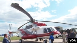 去年夏季莫斯科航展上的米-171A2直升机。（美国之音白桦拍摄）