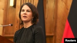 아날레나 베어보크 독일 외무장관이 기자회견하고 있다. (자료사진)