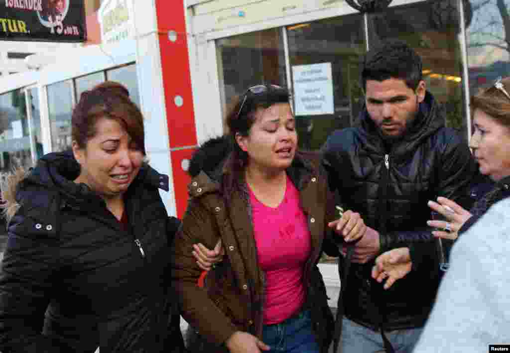 د افغانستان د جمهوري ریاست د انتخاباتو لپاره څه دپاسه درې میلیونه ښځو نومونه لیکلي دي