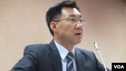 台湾执政党国民党立委江启臣（美国之音张永泰拍摄）