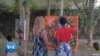 Côte d’Ivoire : une école d’art pour former les jeunes filles à Assinie