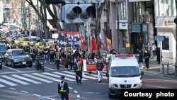 စစ်အာဏာသိမ်း(၄)နှစ်ပြည့်အဖြစ် ဂျပန်နိုင်ငံ တိုကျိုမြို့ မြန်မာသံရုံးရှေ့သို့ ချီတက် ဆန္ဒပြကြသူများ (Photo: Jame Thanlwin/ Thi Ha Aung)