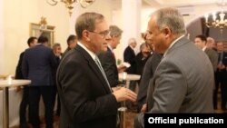 ABŞ səfiri Li Litzenberger