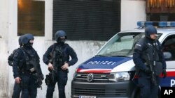 Avusturya'da düzenlenen bıçaklı saldırıda bir çocuk ölürken saldırgan yakalandı (Arşiv foto)