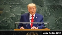 ولسمشر ټرمپ، د ملګرو ملتونو په عمومي اسامبلې کې، د وینا پر مهال 