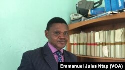 Denis Nkemlemo, Secretaire général adjoint du SDF au Cameroun, le 16 avril 2018. (VOA/Emmanuel Jules Ntap)