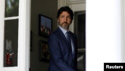 Perdana Menteri Kanada Justin Trudeau tiba untuk menghadiri konferensi pers di Ottawa, Ontario, Kanada, 7 Juli 2020. 