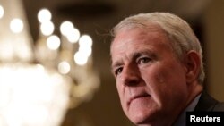 FILE - Milwaukee Mayor Tom Barrett speaks in Milwaukee, Wisconsin, June 5, 2012. 