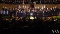 George W. Bush se lâche et danse lors de l’hommage aux policiers tués à Dallas (vidéo)