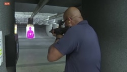 Joe Biden tente de s'attaquer au casse-tête des fusillades de masse