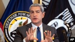 켈리 맥키그 미 국방부 전쟁포로·실종자확인국(DPAA) 국장이 지난 8월 기자회견을 열고 북한 내 미군 유해 송환과 추가 발굴 관련 진전 상황을 설명했다.