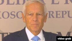 გენერალი (თადარიგის) უესლი კლარკი