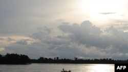 Hiện có 11 đập thủy điện được đề xuất xây dựng trên hạ lưu sông Mekong đoạn chảy qua Lào, Campuchia, Thái Lan và Việt Nam