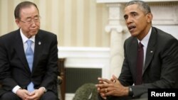 U.N. Secretary-General Ban Ki-moon, left, and U.S. President Barack Obama talk to reporters after their meeting in the Oval Office at the White House in Washington, D.C., Aug. 4, 2015. 