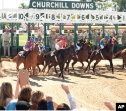 Otto Thorwarth (2nd from left) in a scene from "Secretariat"