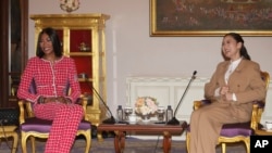 นาโอมิ แคมป์เบลล์ นั่งหารือกับนายกฯ แพทองธาร ชินวัตร ที่ทำเนียบรัฐบาล เมื่อ 10 ก.พ. 2568