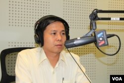 Tek Vannara Executive Director NGO Forum of Cambodia. (Lim Sothy/VOA Khmer)