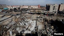 Le violent incendie a été déclenché jeudi vers 23H30 locale (20H30 GMT) par l'explosion d'un camion à proximité de ce site de stockage et remplissage de GPL.