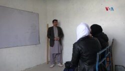 په کويټه کې ميشتې افغانۍ نجونې او د بېرته ستنېدو اندېښنې.mp4