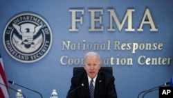 Predsednik Joe Biden učestvuje u brifingu za medije pred predstojeću sezonu uragana na Atantiku, u sjedištu FEMA, 24. maja 2021.