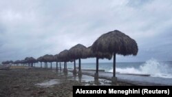 Uragan Ida pogodio je Kubu i izazvao snažne vetrove i visoke talase