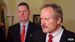 Robert Sekuta və Maykl Lalli 