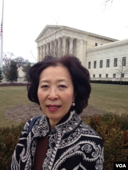 Sunjin Choi, a Korean-American from Fairfax, Va., shares Justice Antonin Scalia’s love of opera and admires his razor-sharp wit, Feb. 19, 2016. (M.Snowiss/VOA)