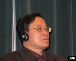 《南方都市报》创办人之一范以锦