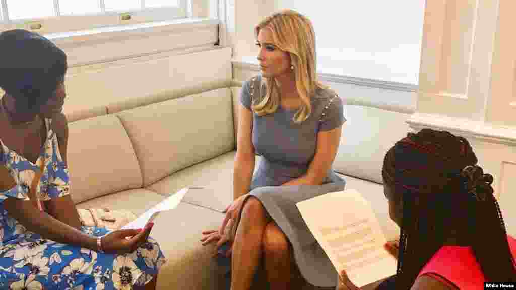 Ganawar Shugaba Trump da 'yammatan Chibok