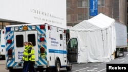 Ekipe hitne pomoći u Njujorku