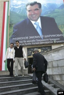 "Jurnalistlarni ta'qibga olayotganlar - demokratiya dushmanlari"