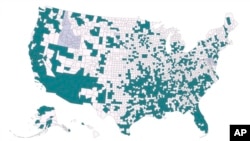 Na mapi Centara za kontorolu i prevenciju bolesti, objavljenoj 7. novembra 2023, vide se okruzi, obeleženi zelenom boju, gde federalni zvaničnici predlažu testiranje na sifilis svim seksualno aktivnim osobama uzrasta između 15 i 44 godine. (Foto: AP/CDC)