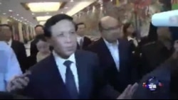 特使张业遂在马探望中国乘客家属