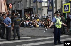 Vladimir Putin prezident lavozimiga qaytishga shay