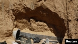 Dio tunela koji je otkrila izraelska vojska vidi se na izraelskoj strani granice između Izraela i Gaze, 14. avgusta 2014.