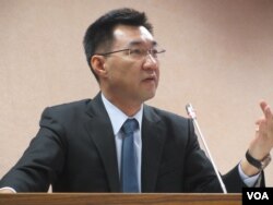 台湾执政党国民党立委江启臣(美国之音张永泰拍摄)