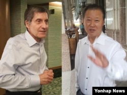 미국과 북한의 비공개 접촉이 진행 중인 지난 22일 말레이시아 쿠알라룸푸르의 한 호텔에서 장일훈 북한 유엔주재 차석대사(오른쪽)와 조지프 디트라니 전 미국 6자회담 차석대표가 각각 기자들과 이야기를 나누고 있다.