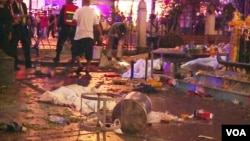 Scene of bomb blast in central Bangkok, Aug. 17, 2015. (Photo: Zinlet Aung for VOA)