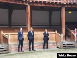 Obama touring Globe Theatre in London, April 23, 2016. (White House pool photo)