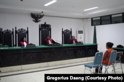 Rebecca Ledoh, terdakwa kasus TPPO 25 orang NTT, dihukum 7 tahun penjara pada 2014 lalu. (Courtesy: Gregorius Daeng)